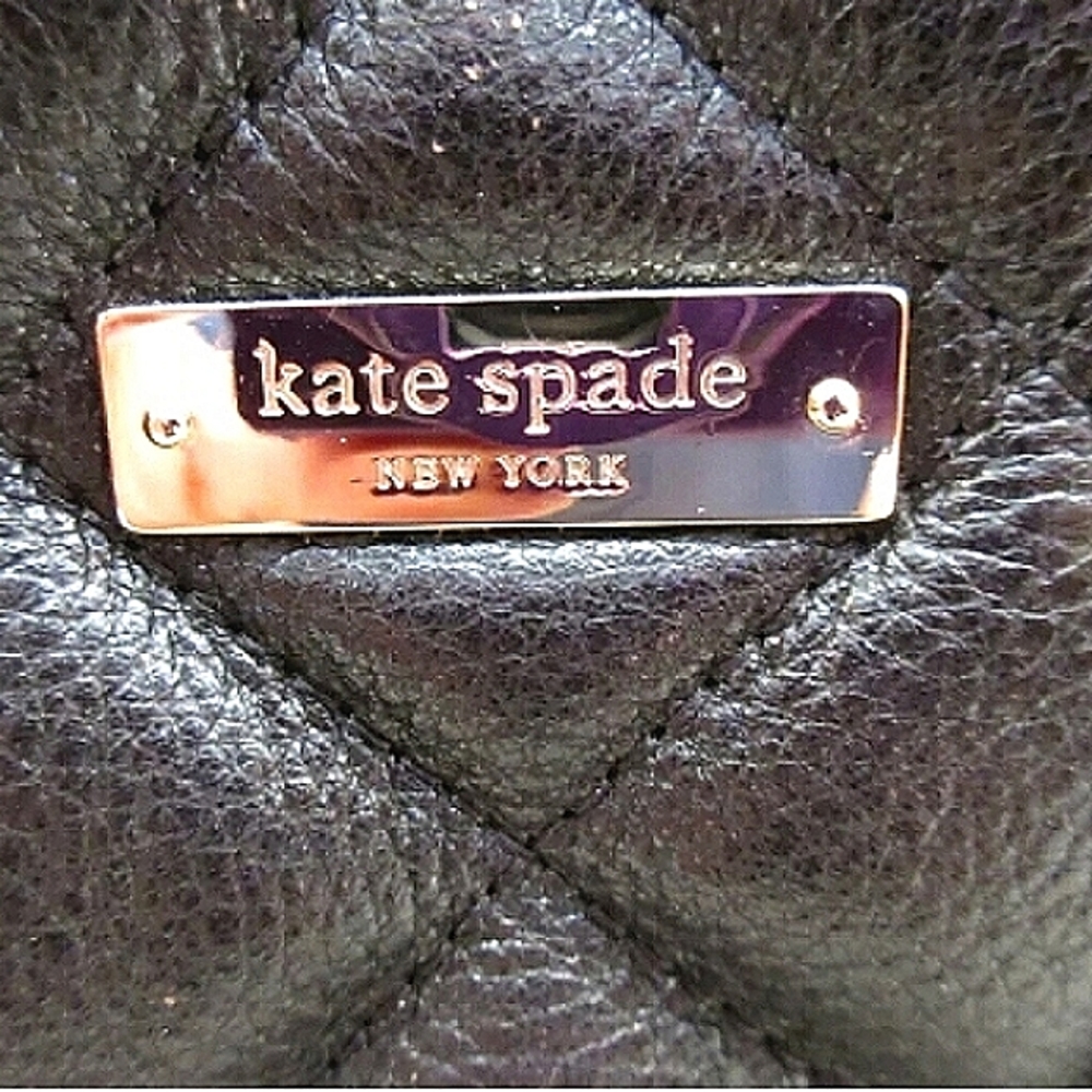 ♠ KATE SPADE Black & Gold-tone Quilted Leather Purse Preloved **** - Picture 2 of 12